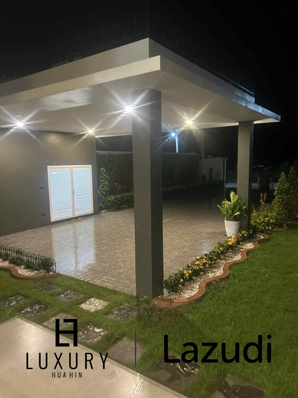 Pet Friendly Luxury 3-Bedroom Pool Villa