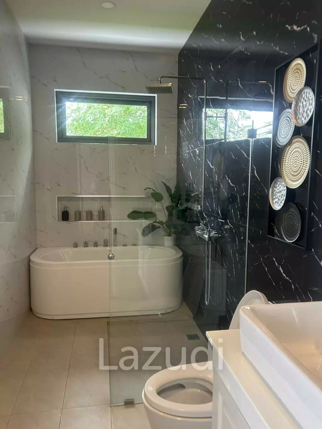 Pet Friendly Luxury 3-Bedroom Pool Villa