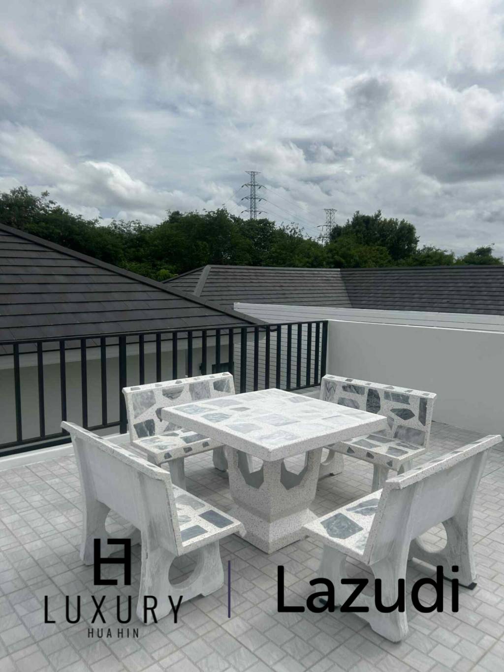 Pet Friendly Luxury 3-Bedroom Pool Villa