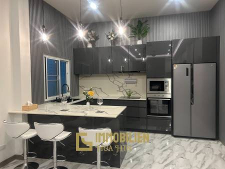 Soi 112: Haustierfreundliche neue Luxusvilla mit 4 Schlafzimmern und privatem Pool