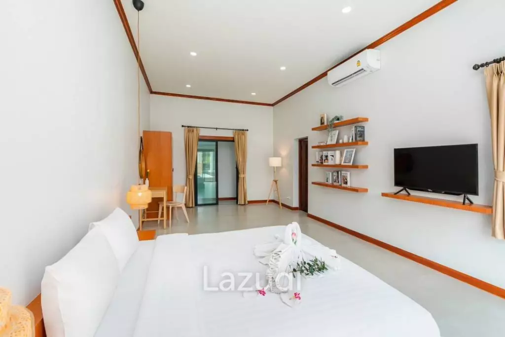 Modern 4-Bedroom Pool Villa in Pak Nam Pran