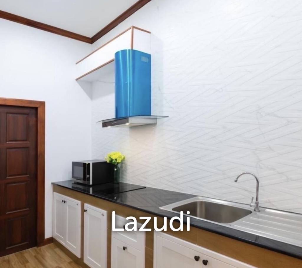 Modern 4-Bedroom Pool Villa in Pak Nam Pran