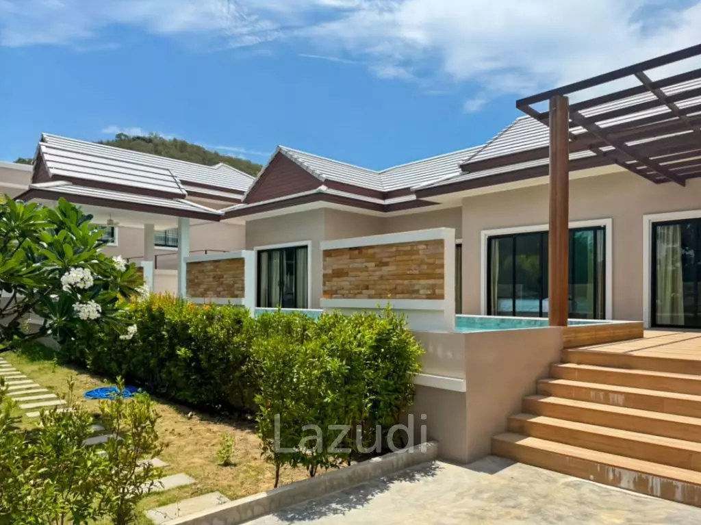 Modern 4-Bedroom Pool Villa in Pak Nam Pran