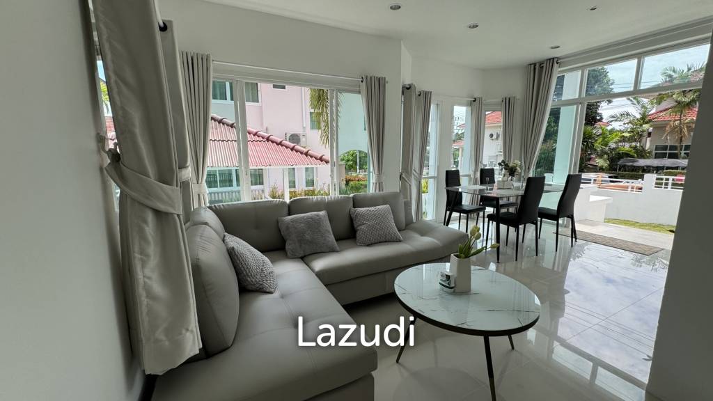 Stunning 3-Bedroom, 3-Bathroom Villa in Taling Ngam