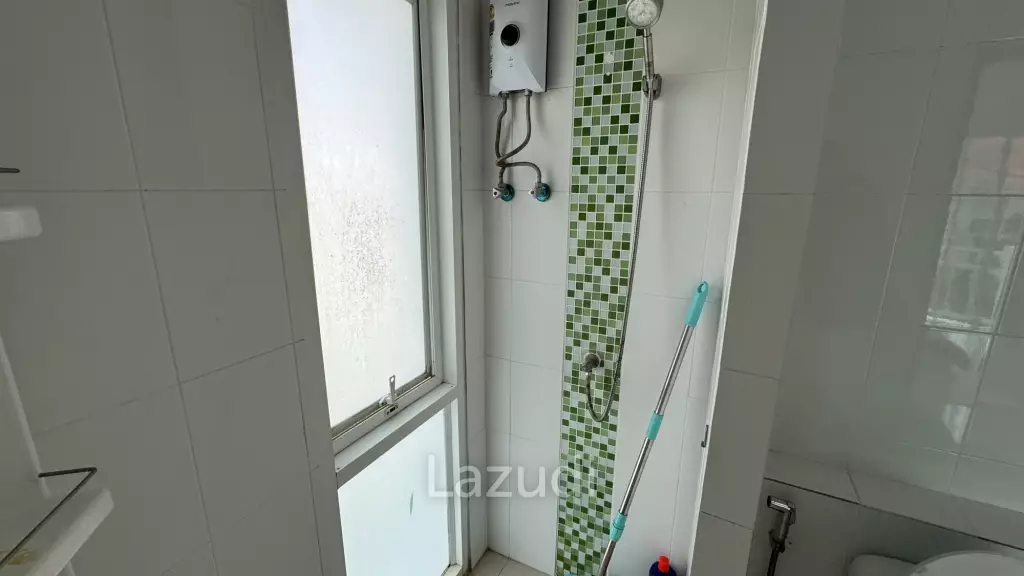 Stunning 3-Bedroom, 3-Bathroom Villa in Taling Ngam