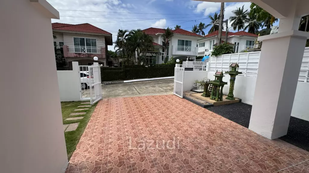 Stunning 3-Bedroom, 3-Bathroom Villa in Taling Ngam