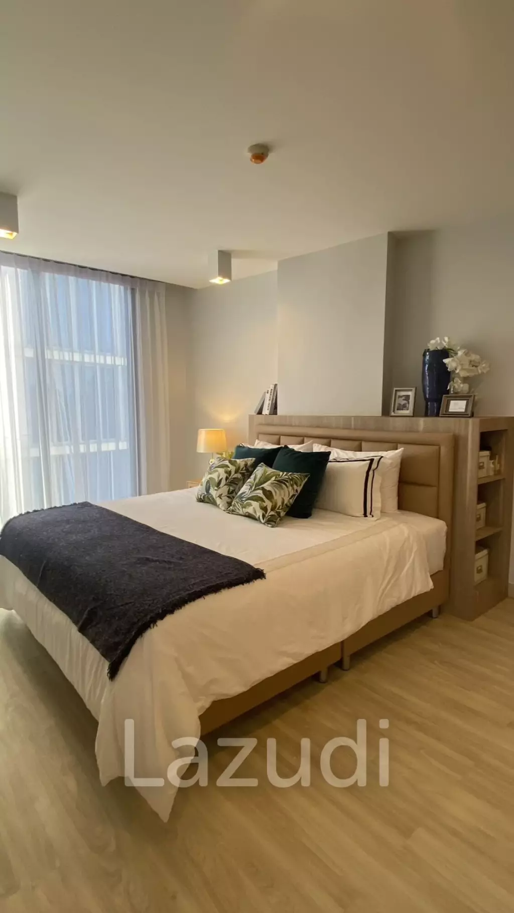 Luxury Living Beachfront, Big Condo