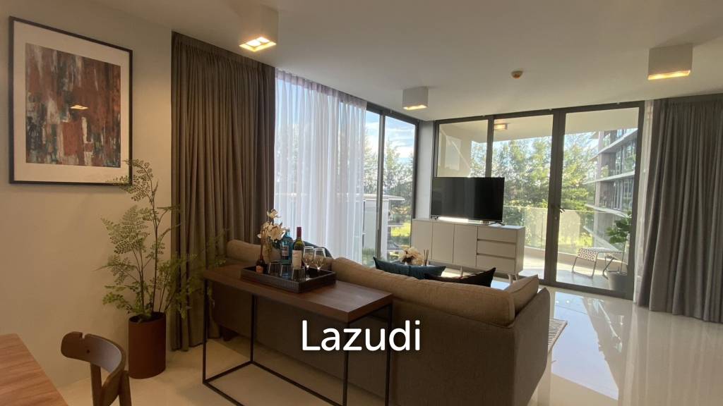 Luxury Living Beachfront, Big Condo