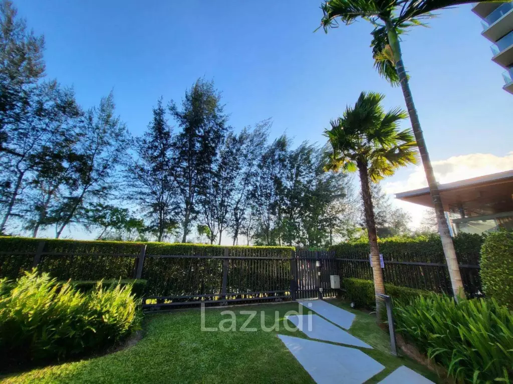 Luxury Living Beachfront, Big Condo