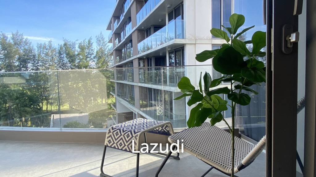 Luxury Living Beachfront, Big Condo