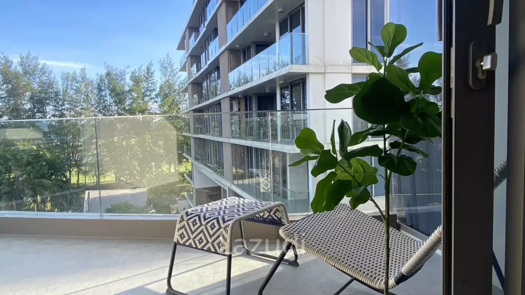 Luxury Living Beachfront, Big Condo