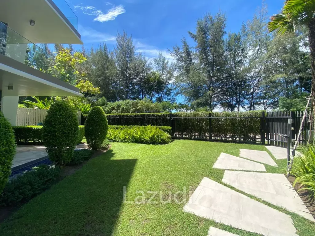 Luxury Living Beachfront, Big Condo