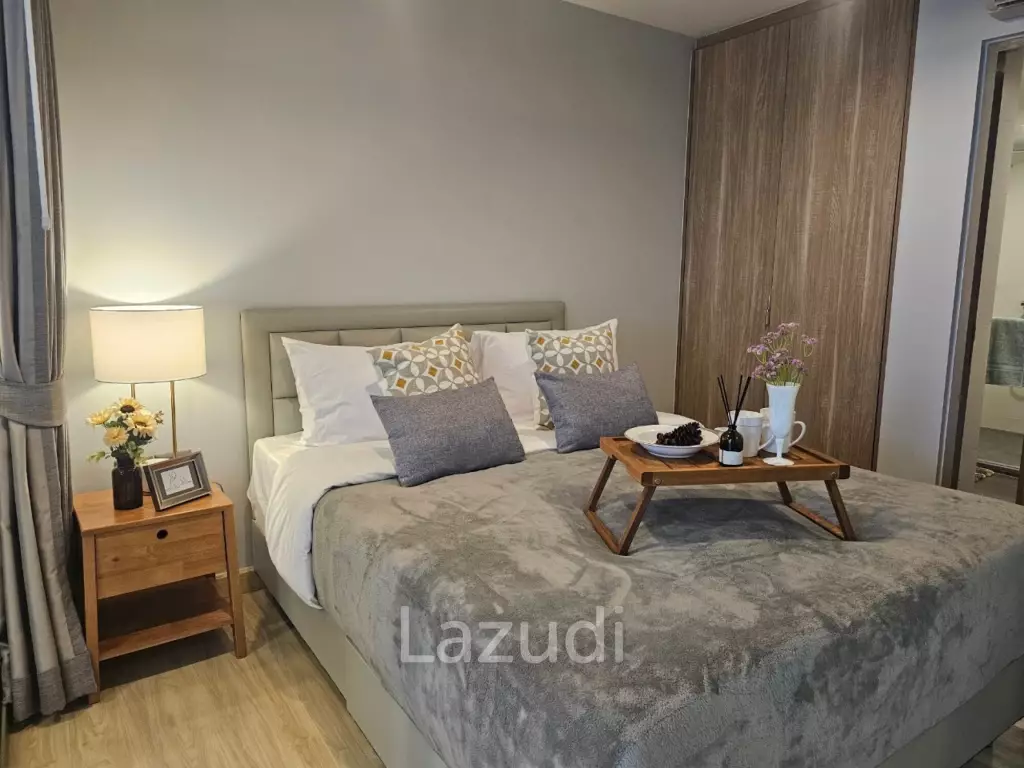 Condo with private garden, jacuzzi and more!