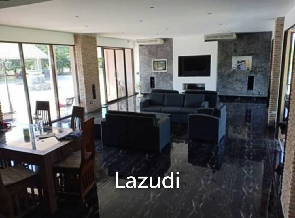 Great Design 2 storey pol villa with 2 guest villas