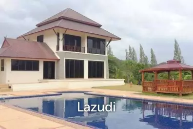 Great Design 2 storey pol villa with 2 guest villas