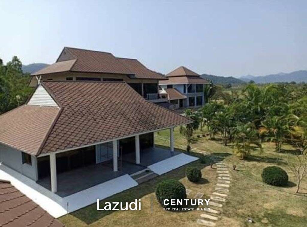 Great Design 2 storey pol villa with 2 guest villas