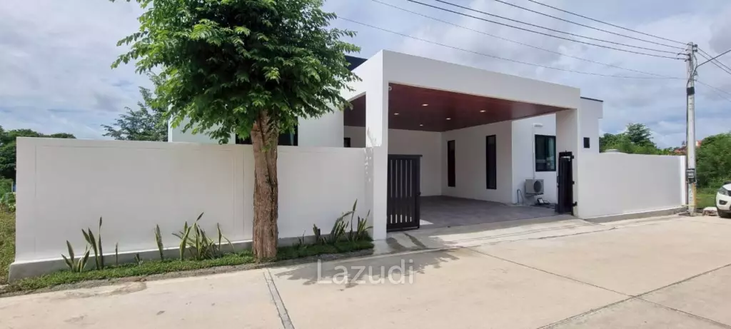 4 Bedroom 3 Bathroom 240 SQ.M. Villa In Pong