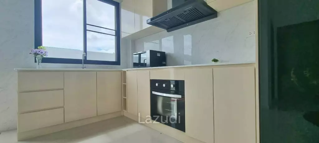 4 Bedroom 3 Bathroom 240 SQ.M. Villa In Pong