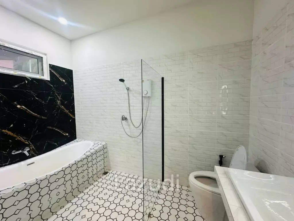 LEASEHOLD 20 YEARS  Contemporary 3Bedroom Villa with Private Pool