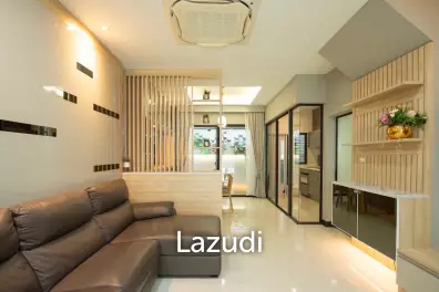 3 Bedroom 4 Bathroom 168 Sq.m The Landmark Ekamai-Ramindra