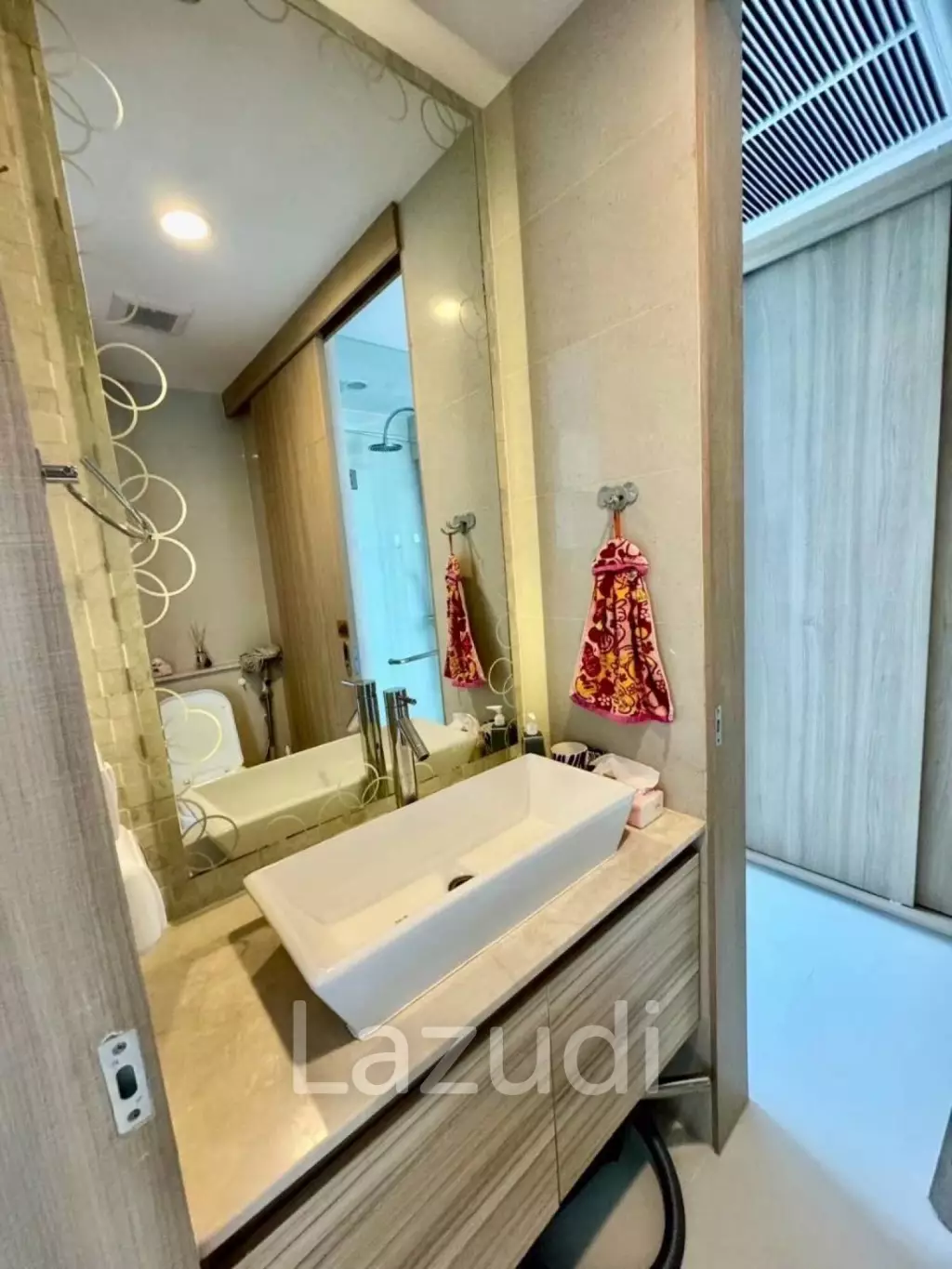 1 Bed 1 Bath 35 SQ.M. The Riviera Wongamat Beach