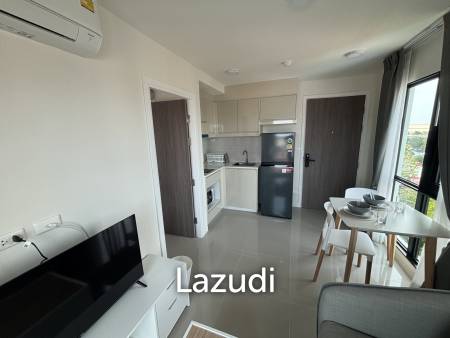 MIRA MONTE : Top Floor 1-Bedroom | Mountain Views | Prime Location