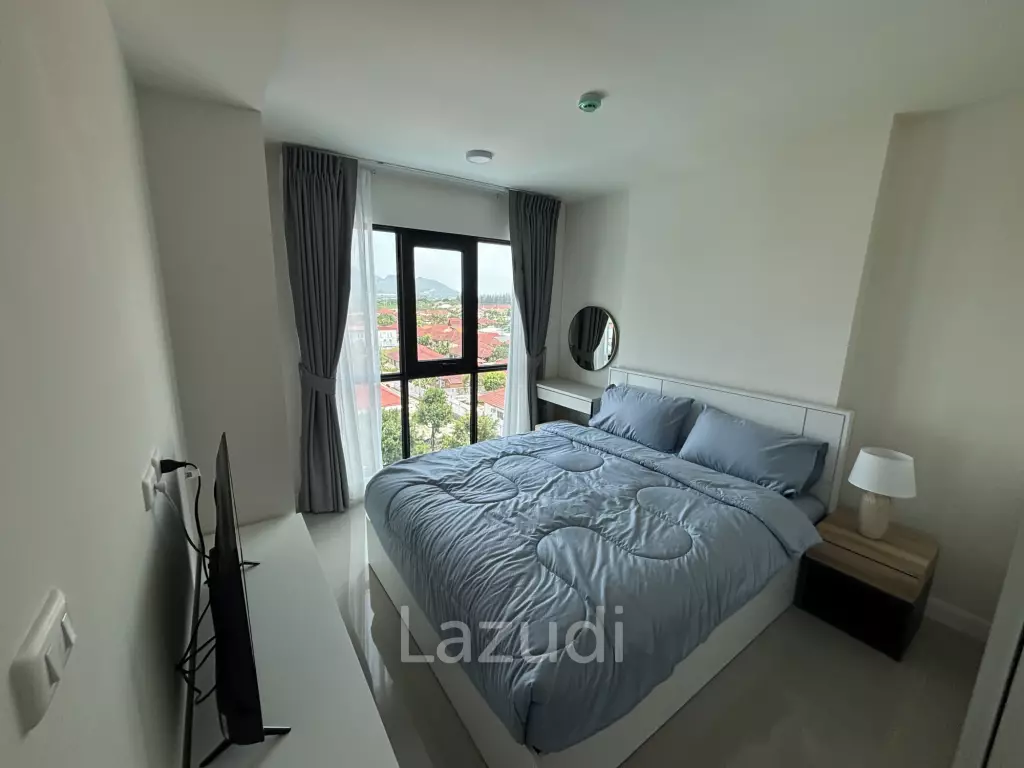 MIRA MONTE : Top Floor 1-Bedroom | Mountain Views | Prime Location