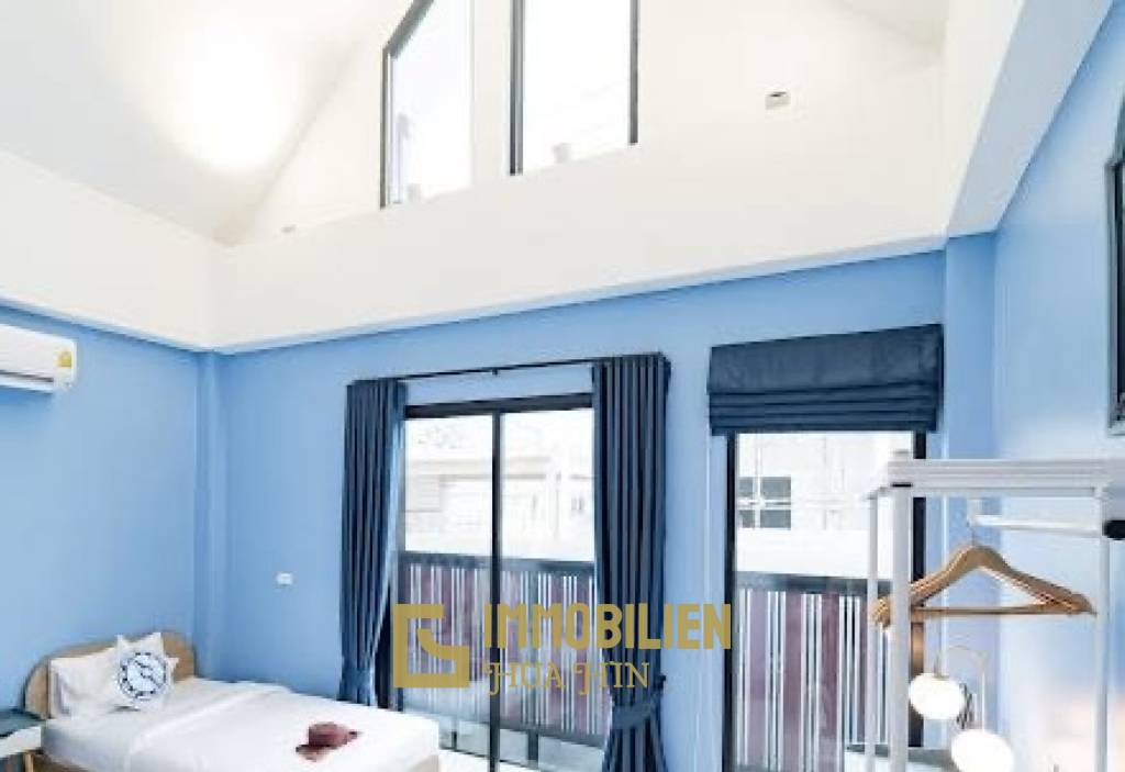 Club 112 Villa mit 3 Schlafzimmern in Thap Tai Hua Hin