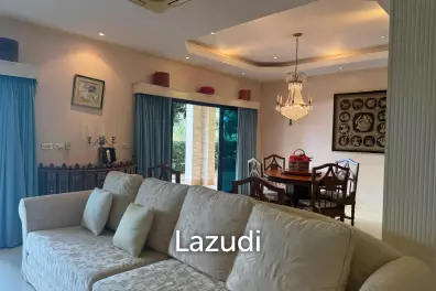 PALM HILL CONDO : 3 bed on ground floor with large condo