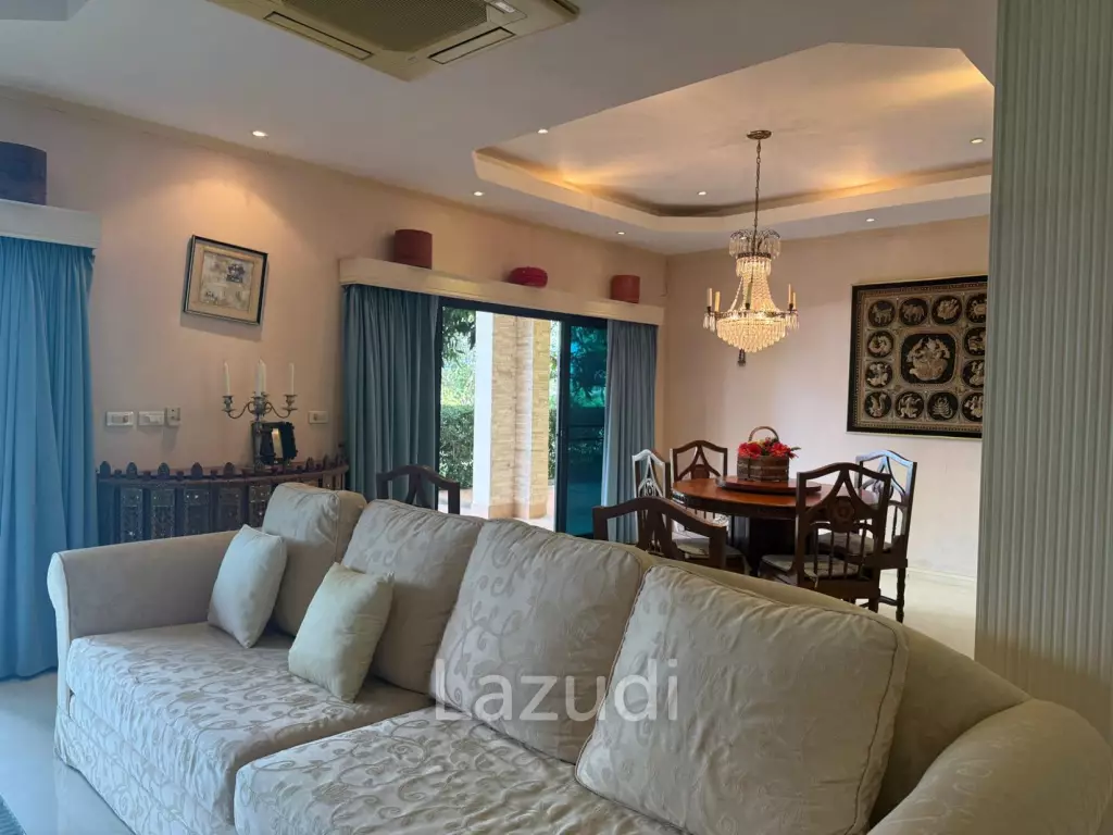 PALM HILL CONDO : 3 bed on ground floor with large condo