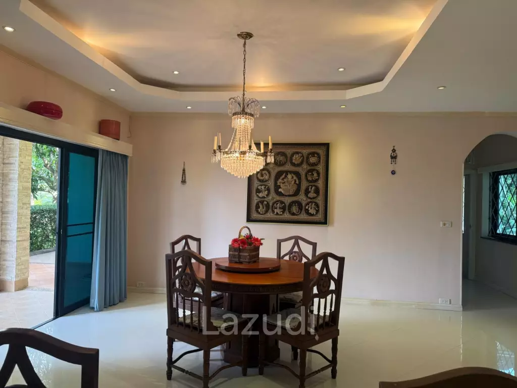 PALM HILL CONDO : 3 bed on ground floor with large condo