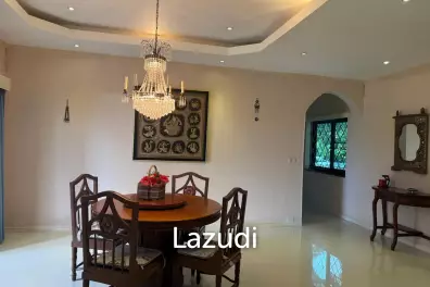 PALM HILL CONDO : 3 bed on ground floor with large condo