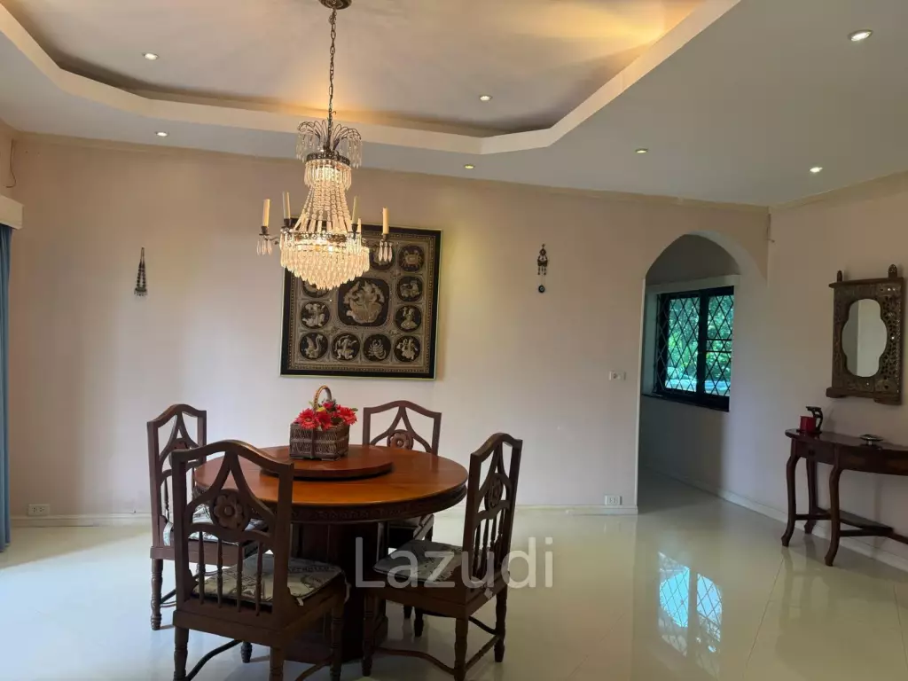 PALM HILL CONDO : 3 bed on ground floor with large condo