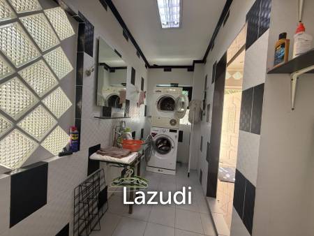 PALM HILL CONDO : 3 bed on ground floor with large condo