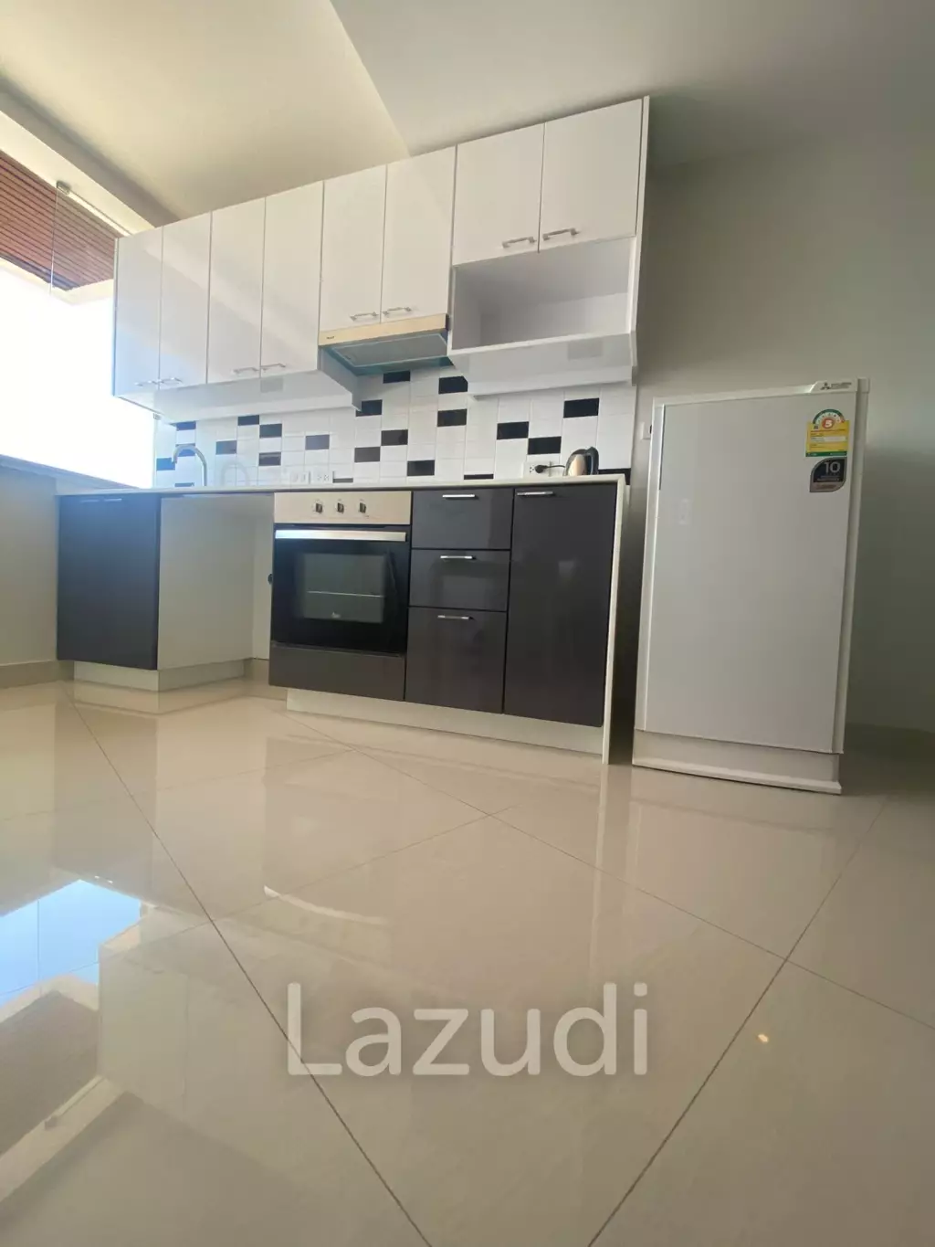 Spacious Studio Condo For Sale In Patong