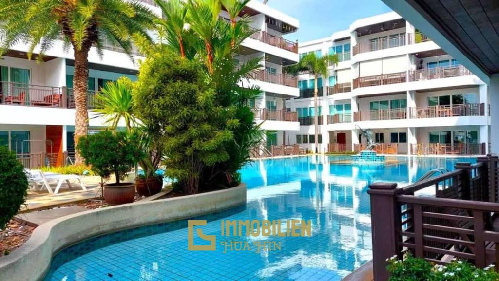 Eckwohnung - oberstes Stockwerk / 70qm / Designermöbel / moderne Küche