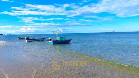 Eckwohnung - oberstes Stockwerk / 70qm / Designermöbel / moderne Küche