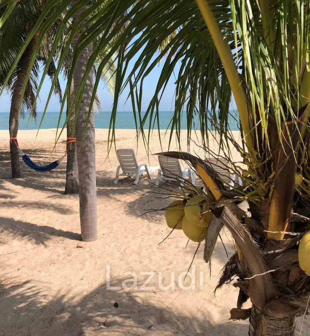 The Beach Palace: FOR SALE, Top Floor with Balcony