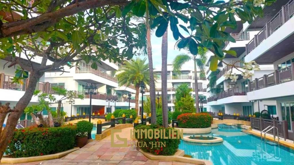 Eckwohnung - oberstes Stockwerk / 70qm / Designermöbel / moderne Küche