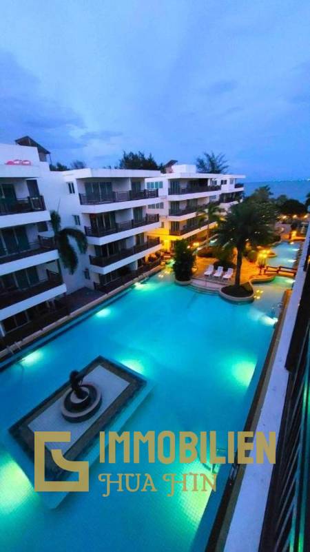 Eckwohnung - oberstes Stockwerk / 70qm / Designermöbel / moderne Küche