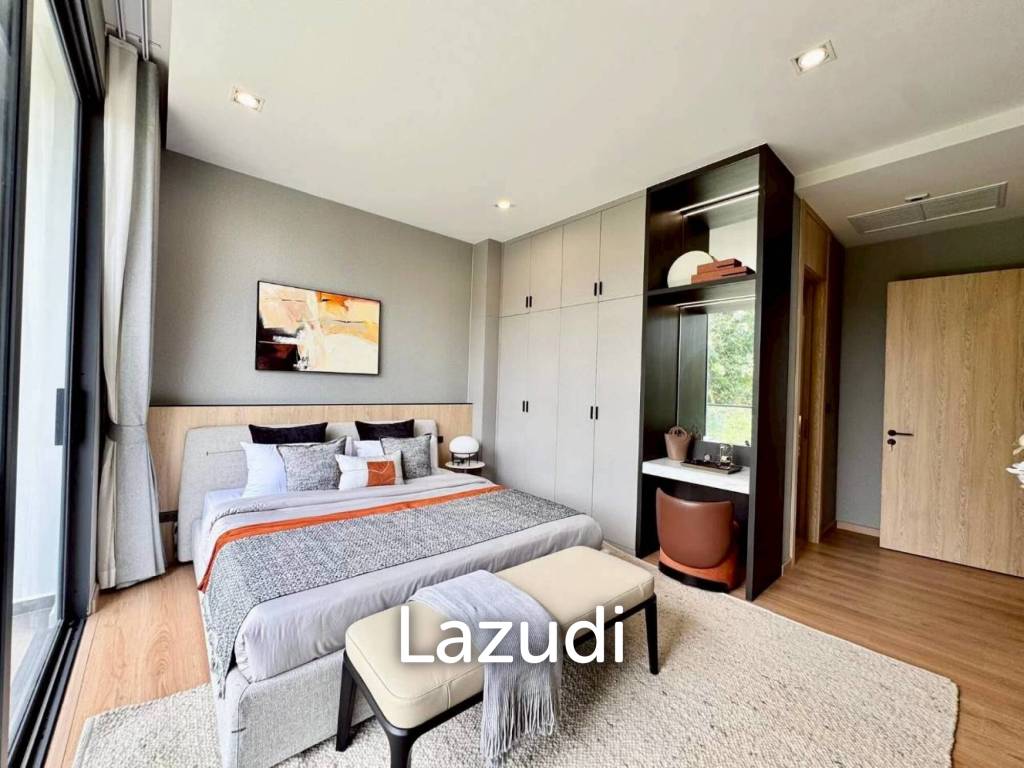 5 Beds 6 Baths 374 SQ.M. Luxury Vista Villa Pattaya