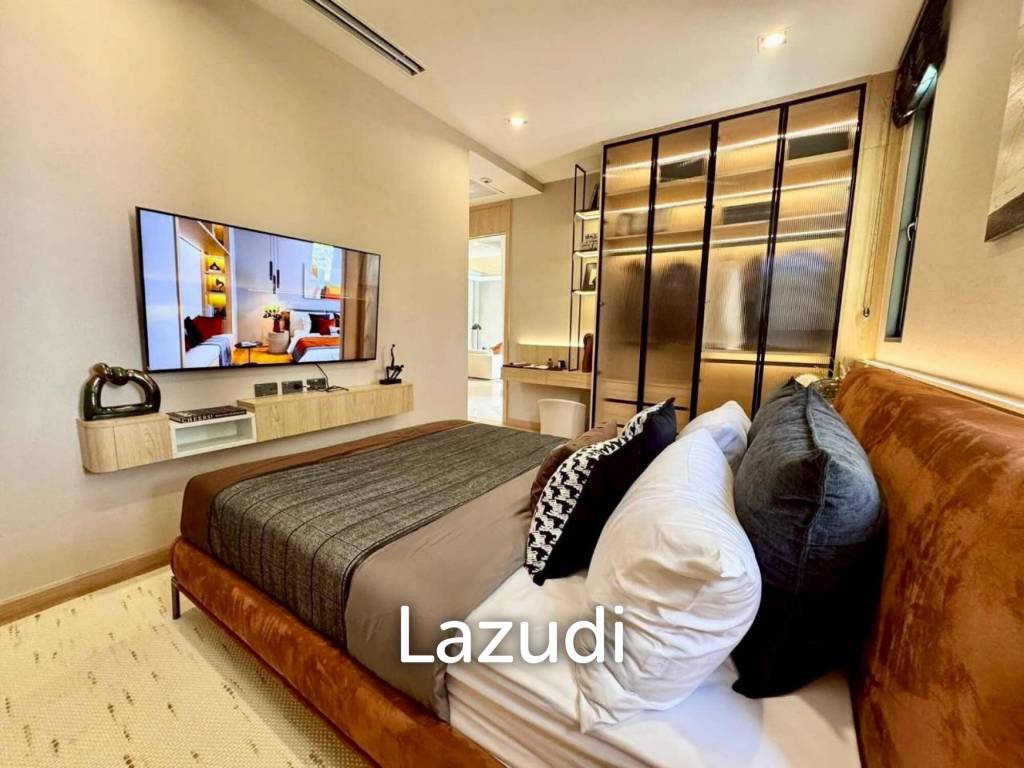 5 Beds 6 Baths 374 SQ.M. Luxury Vista Villa Pattaya