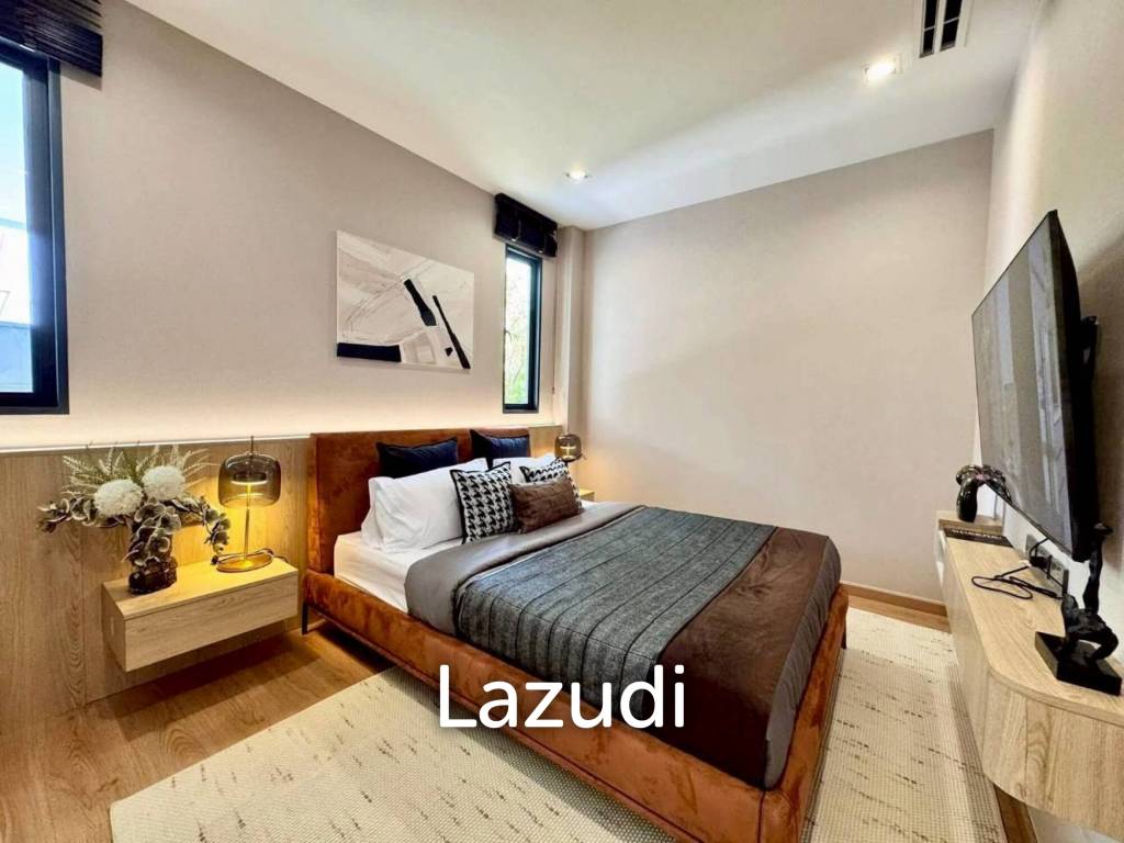 5 Beds 6 Baths 374 SQ.M. Luxury Vista Villa Pattaya