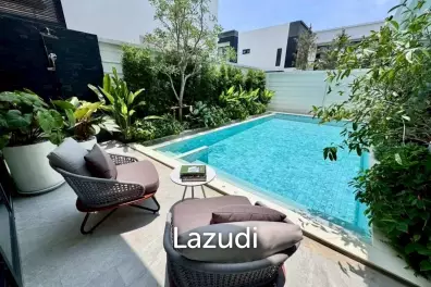 5 Beds 6 Baths 374 SQ.M. Luxury Vista Villa Pattaya