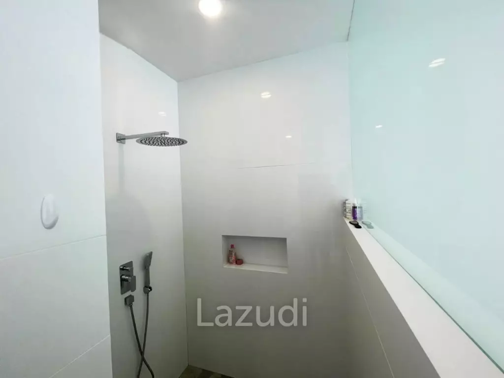 Tropical 3-Bedroom Villa with Gym & Solar Power – Mae Nam, Koh Samui