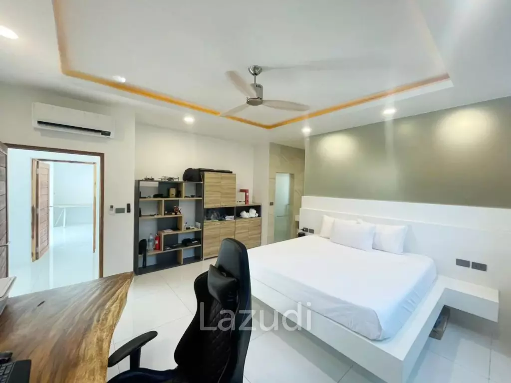 Tropical 3-Bedroom Villa with Gym & Solar Power – Mae Nam, Koh Samui