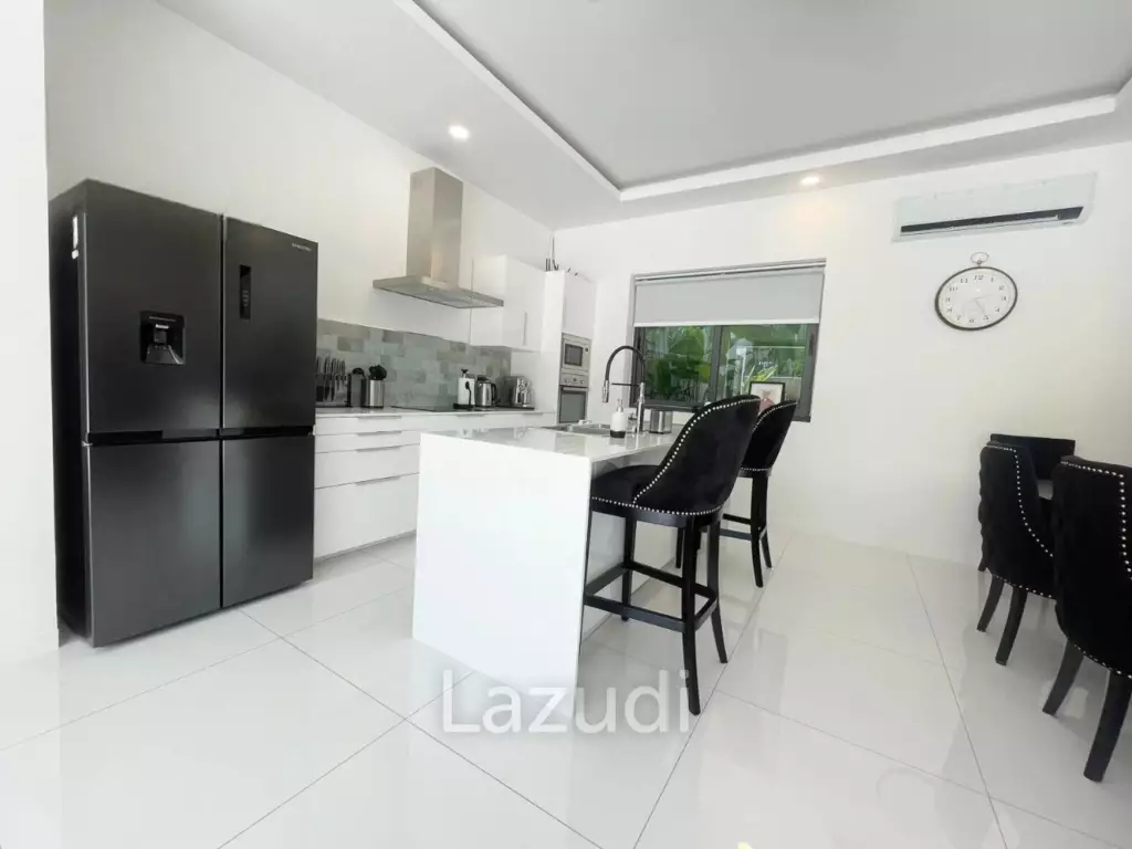 Tropical 3-Bedroom Villa with Gym & Solar Power – Mae Nam, Koh Samui