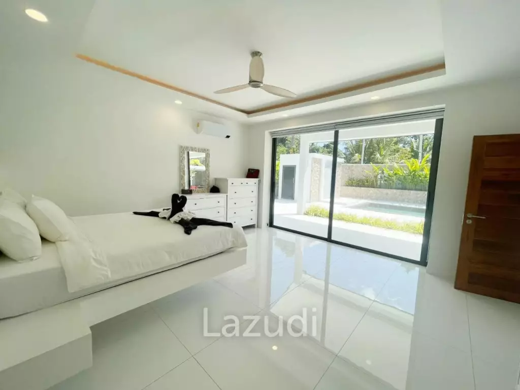 Tropical 3-Bedroom Villa with Gym & Solar Power – Mae Nam, Koh Samui