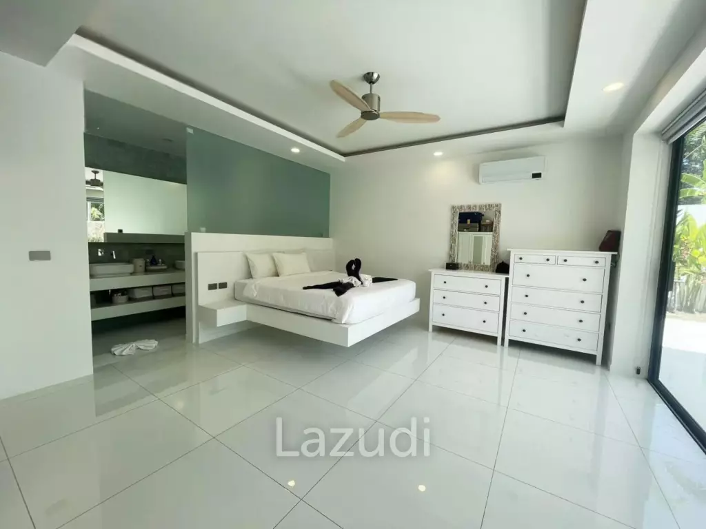 Tropical 3-Bedroom Villa with Gym & Solar Power – Mae Nam, Koh Samui
