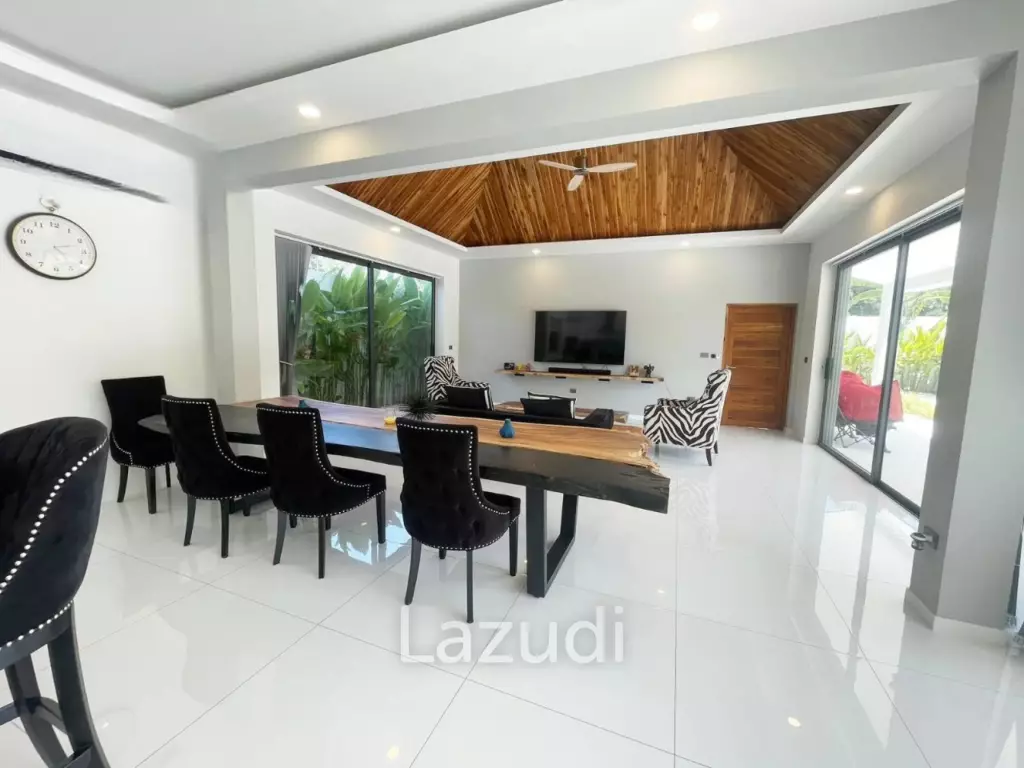 Tropical 3-Bedroom Villa with Gym & Solar Power – Mae Nam, Koh Samui